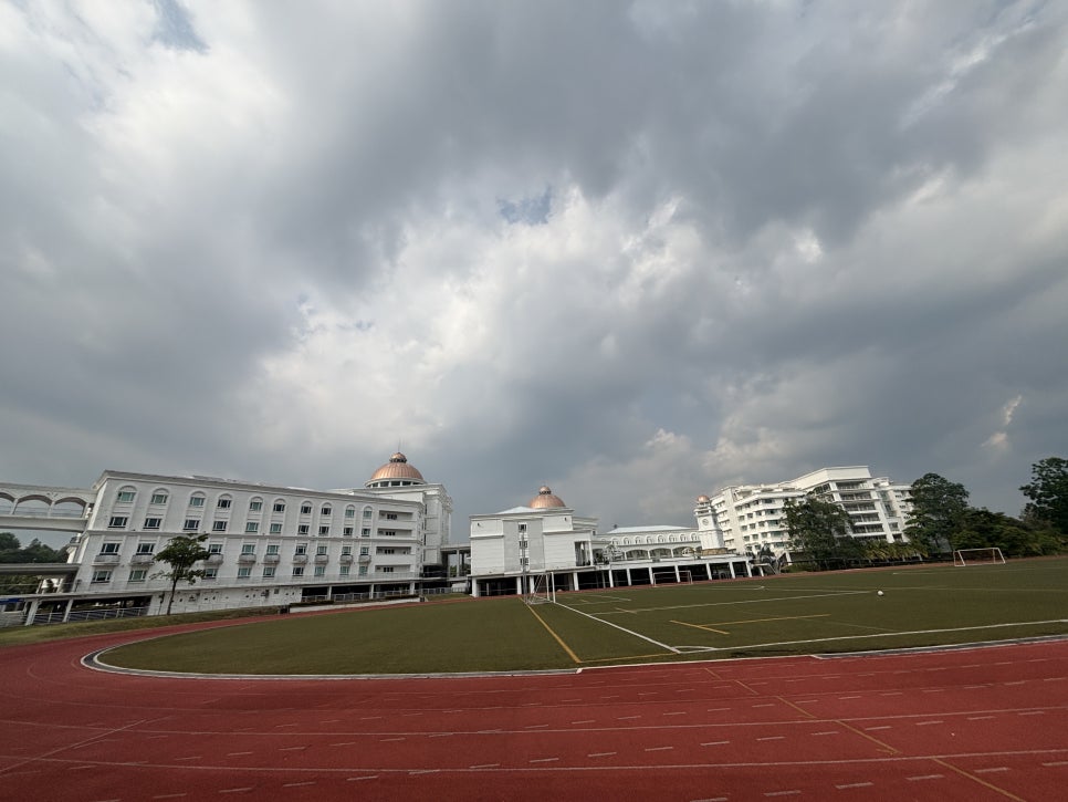 매트릭스 국제학교 400m 육상 트랙