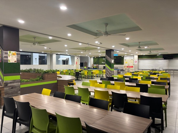 파라곤 국제학교 학생 식당 · 학교 제공